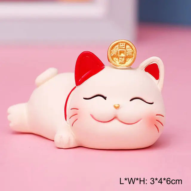 Chinese Lucky Wealth Waving Cat